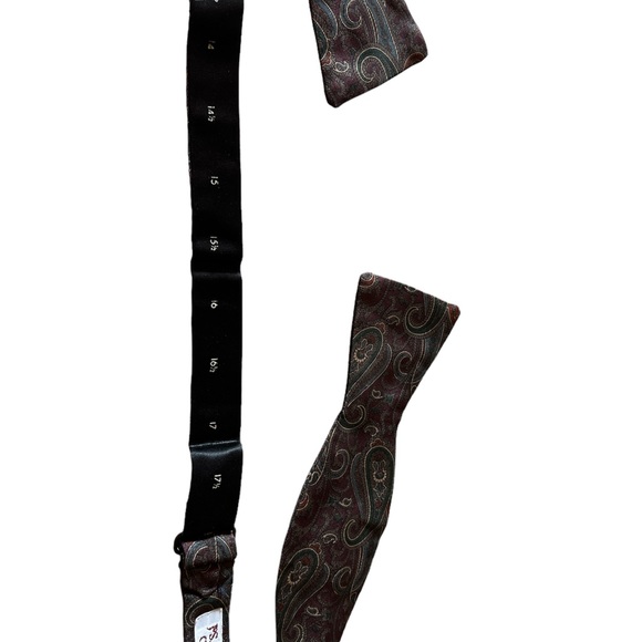 Dark purple and gold Paisley bowtie hundred percent silk adjustable Joseph Banks - Picture 3 of 3